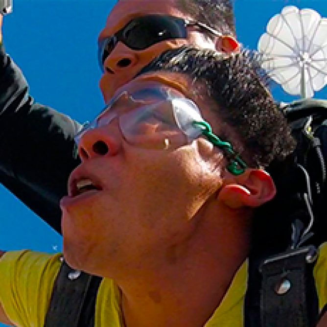 ¡Reserva ahora con Skydive México! saltar en paracaídas